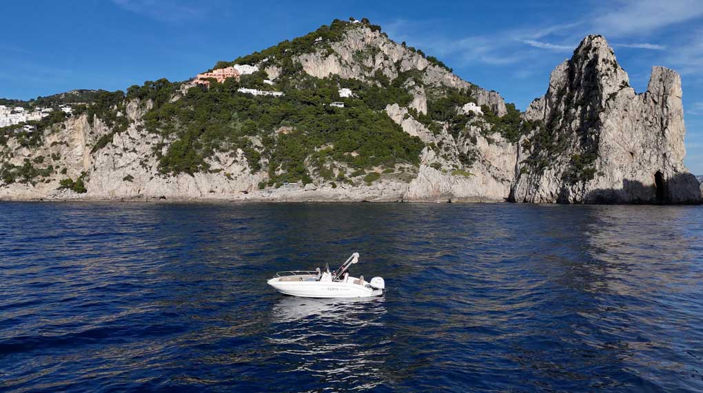 capri-private-boat-charter