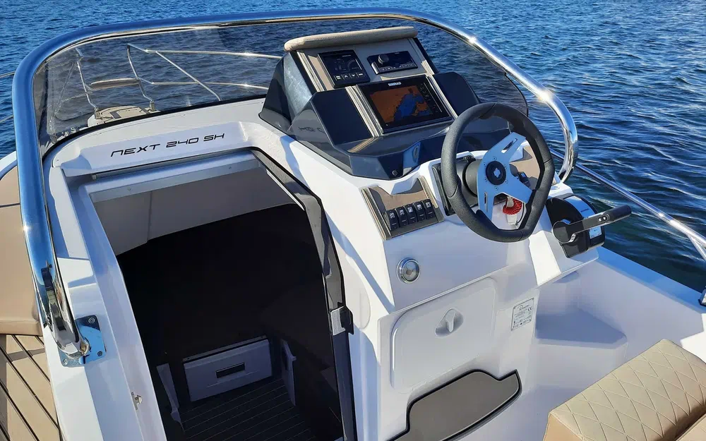 cabin of the ranieri 24 boat.