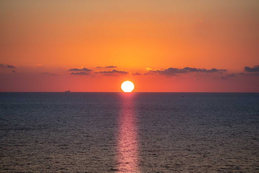 sunset-amalfi-coast-by-boat