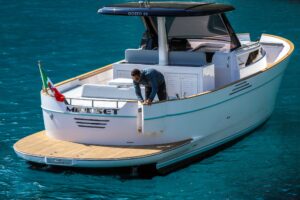 private-day-boat-trips-from-sorrento-to-capri-and-amalfi-coast